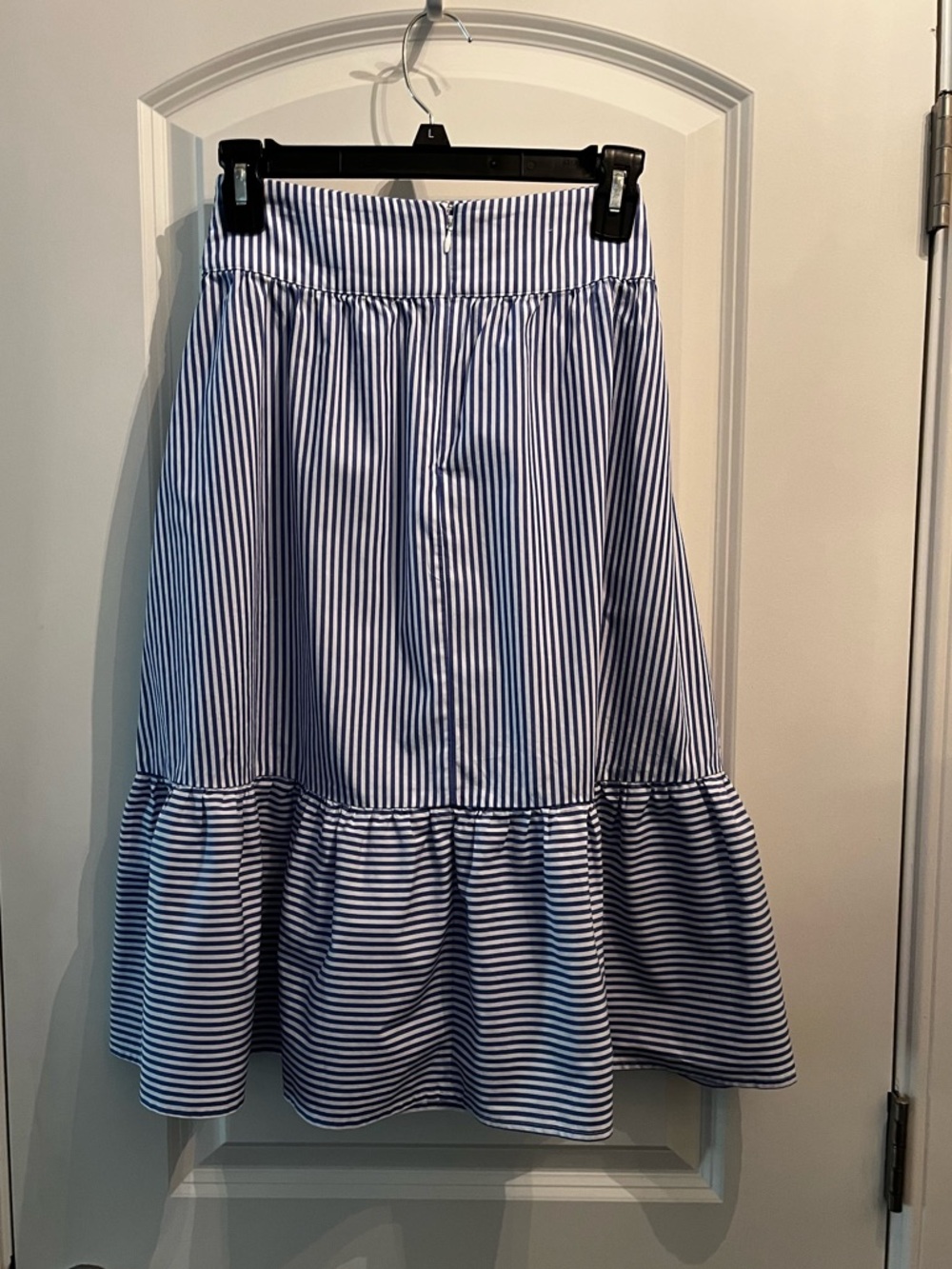 J Crew Blue and White stripe Tie-waist skirt; size 2 - Picture 3 of 10